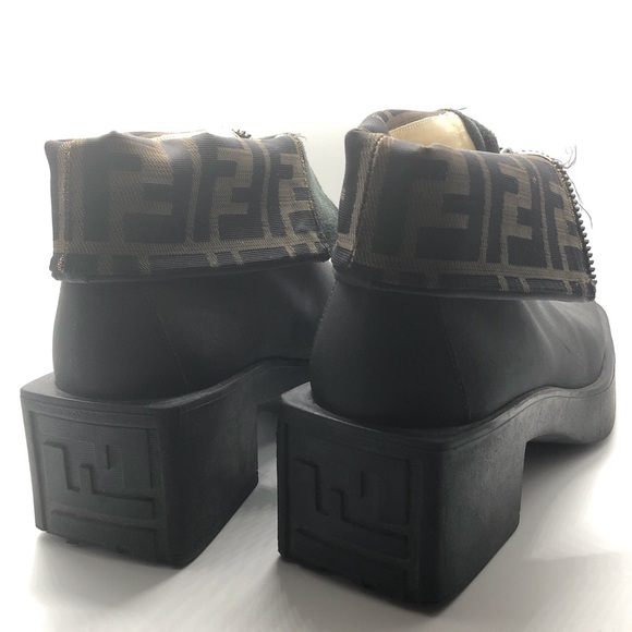 SOLD!! Vintage Fendi Platform Boots - Picture 3 of 7
